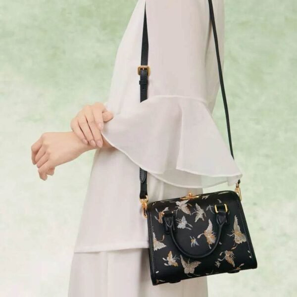 BrocadeJacquardChicBostonBagButterflyDesignJD170615-1_2 BrocadeJacquardChicBostonBagButterflyDesignJD170615-1_2