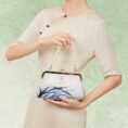 Embroidery_Leather_Pearl_Chain_Kiss_Lock_Clutch_Handbag_Orchid-P220063_2