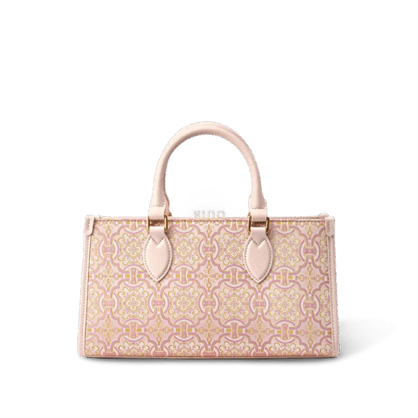 song-brocade-leather-handbag-pink-gold-dingsheng-motif-front-view song-brocade-leather-handbag-pink-gold-dingsheng-motif-front-view